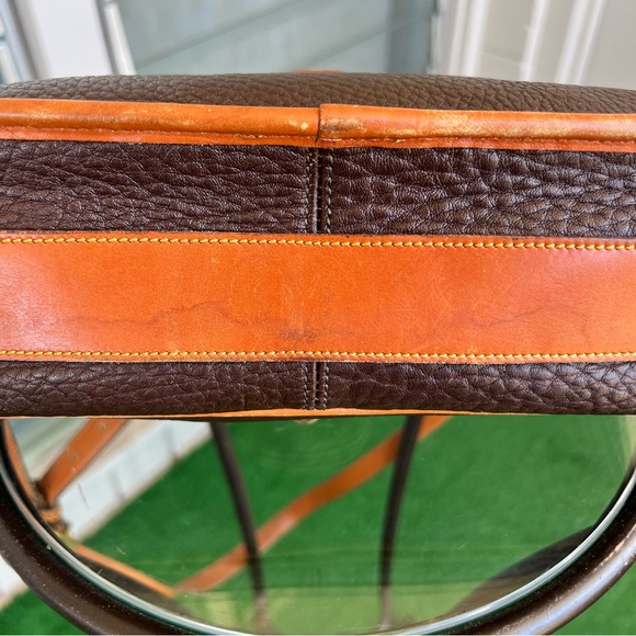 Vintage Dooney Bourke crossbody bag dark brown tan trim Made in USA - Picture 15 of 16